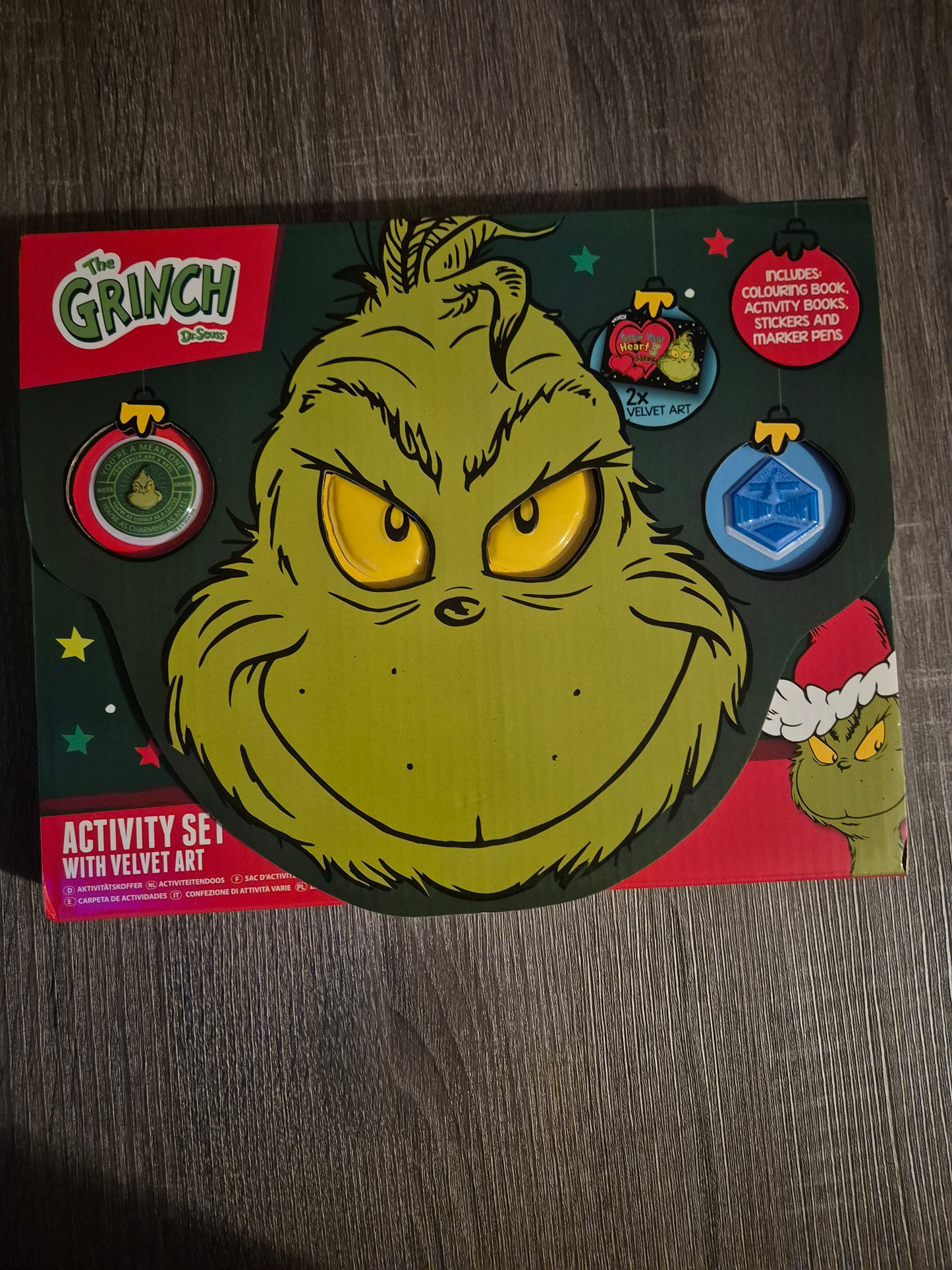 Grinch activity box
